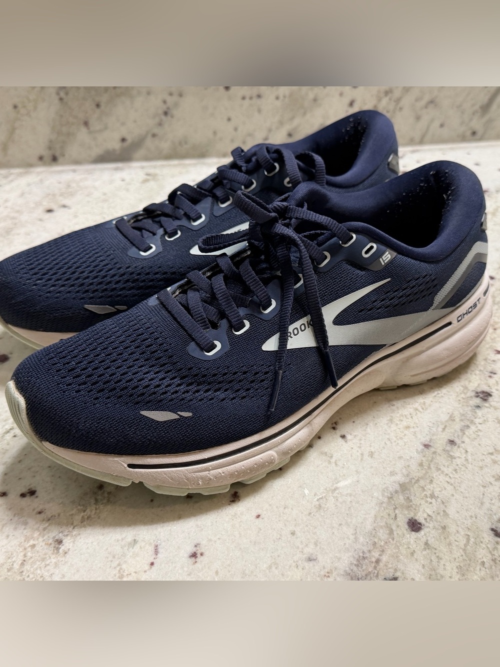 Brooks Ghost 15 Women’s Size 9.5 B Navy Blue Running Shoes 1203801B450